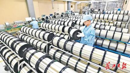 武漢光通信設(shè)備制造崛起之路 光纖光纜銷量全球第一、激光設(shè)備制造國內(nèi)領(lǐng)先的秘訣